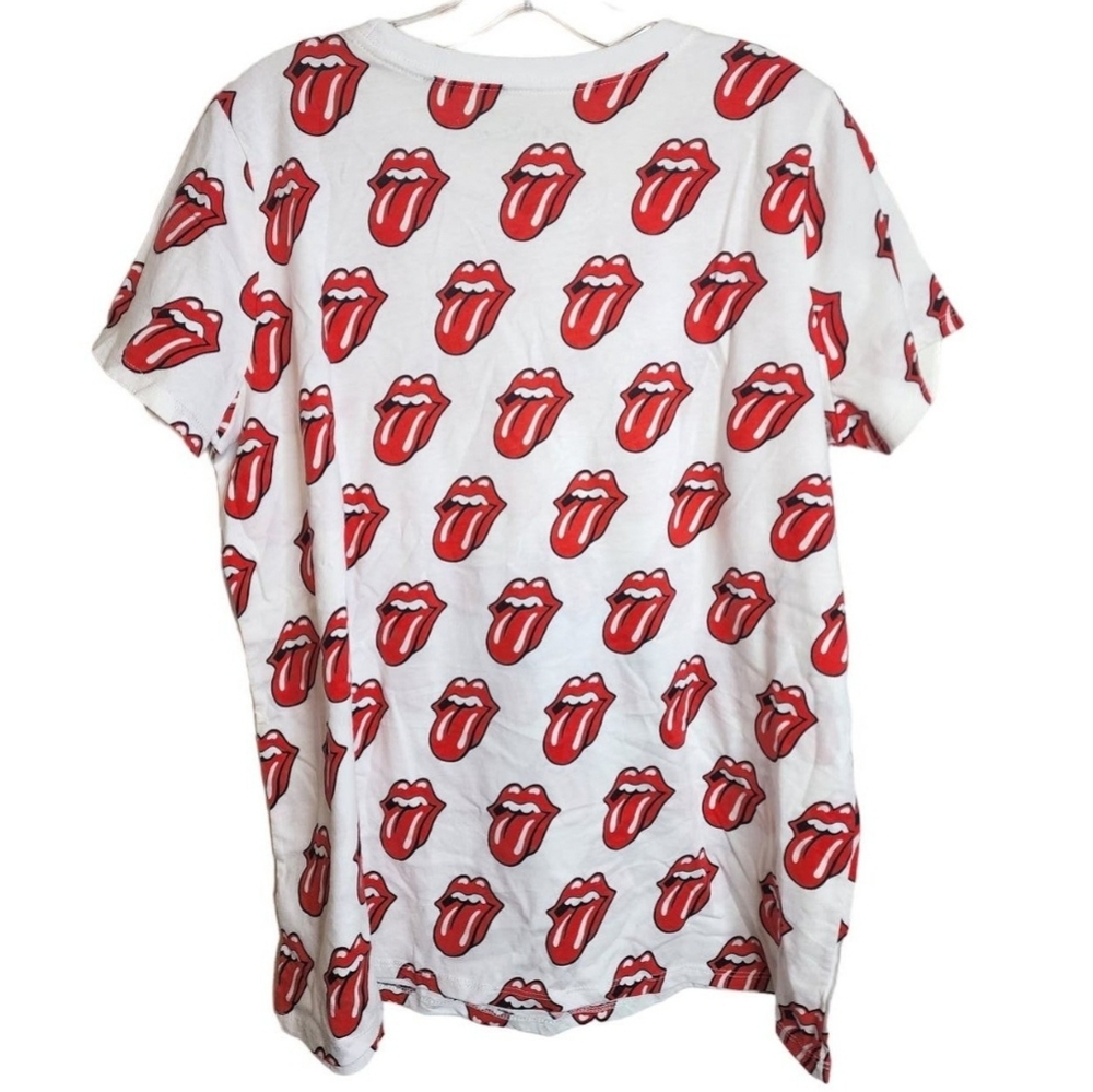 Torrid White Tee with Red Graphic Print Classic Fit Sz L/12/0 NWT - Picture 3 of 6